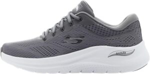Skechers Arch Fit 2.0 mira hacia el futuro
