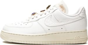 Nike Air Force 1 Low Premium,
